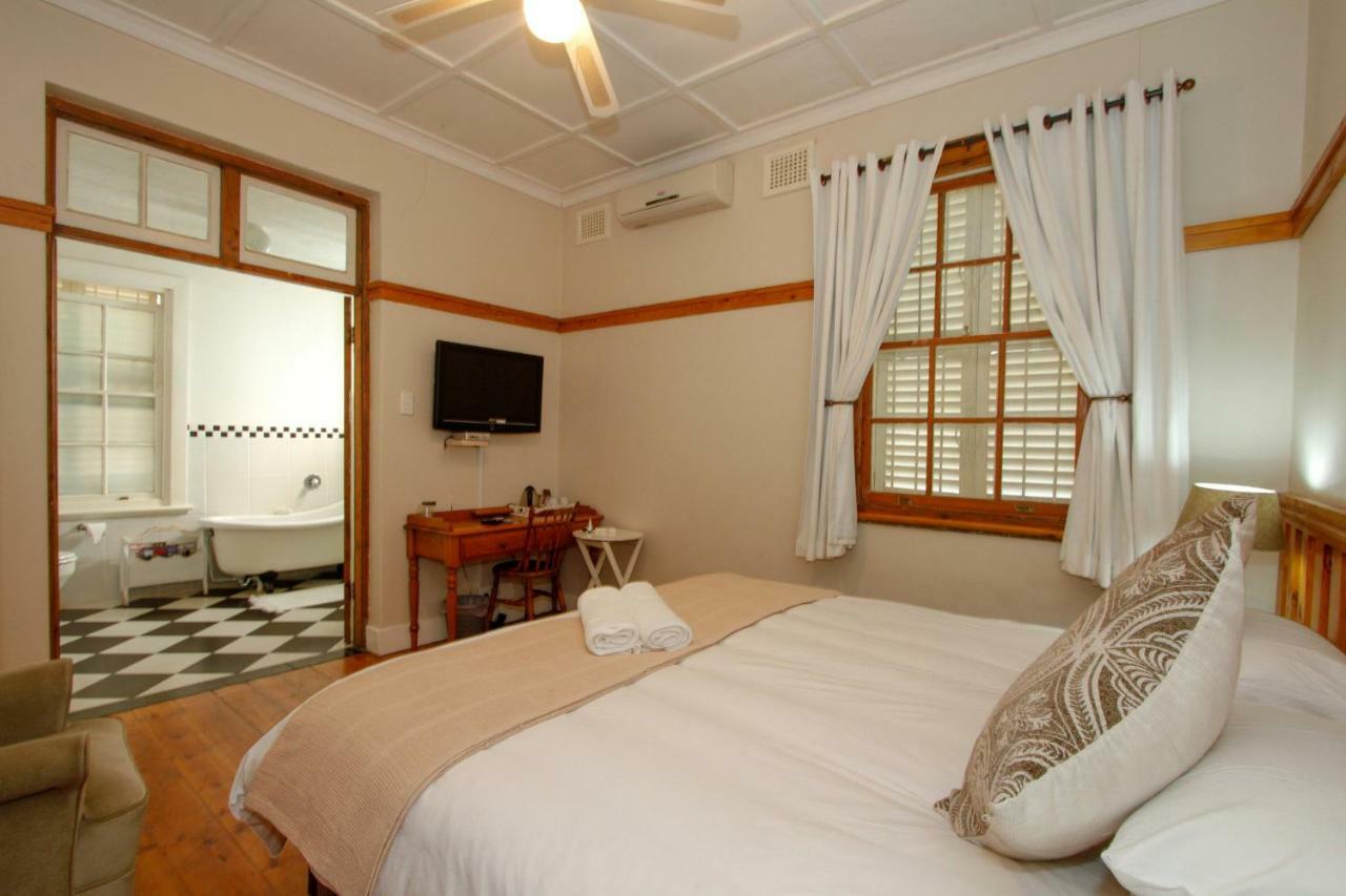 Coweys Corner Bed & Breakfast Durban Bagian luar foto